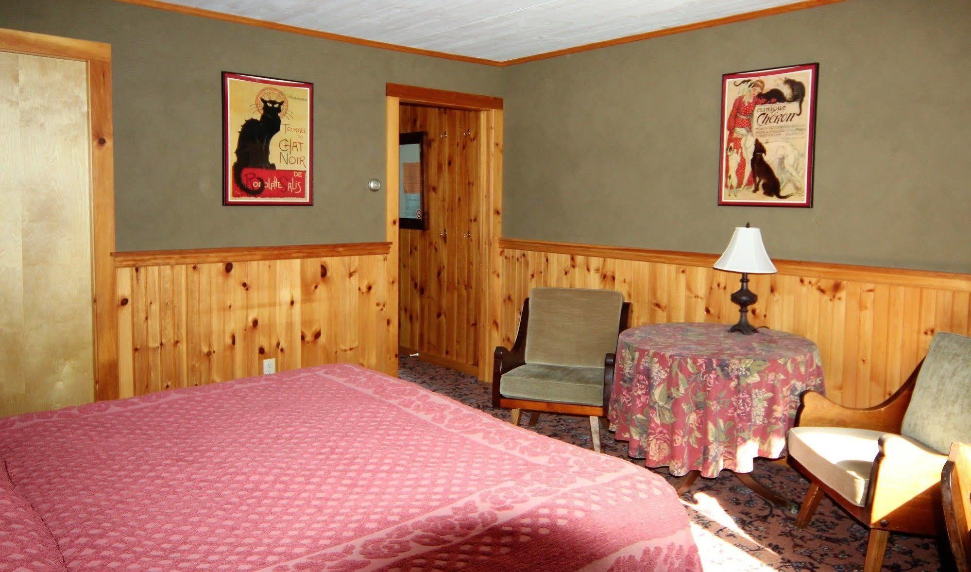 Blue Gentian Lodge At Magic Mountain Londonderry Kültér fotó