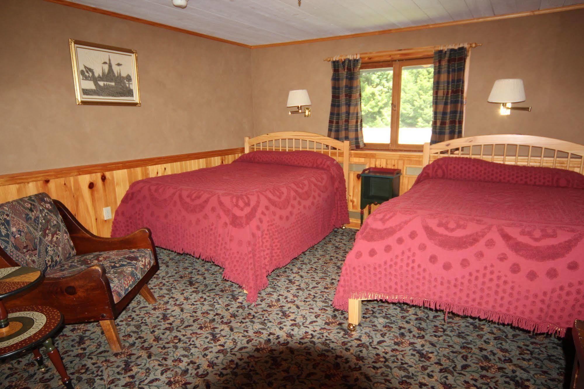 Blue Gentian Lodge At Magic Mountain Londonderry Kültér fotó
